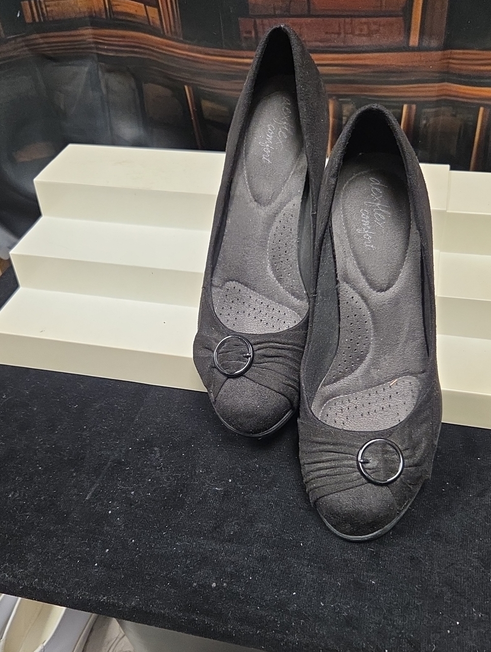 dexflex comfort Black Slip-On Ballet Flats with Decorative Ring